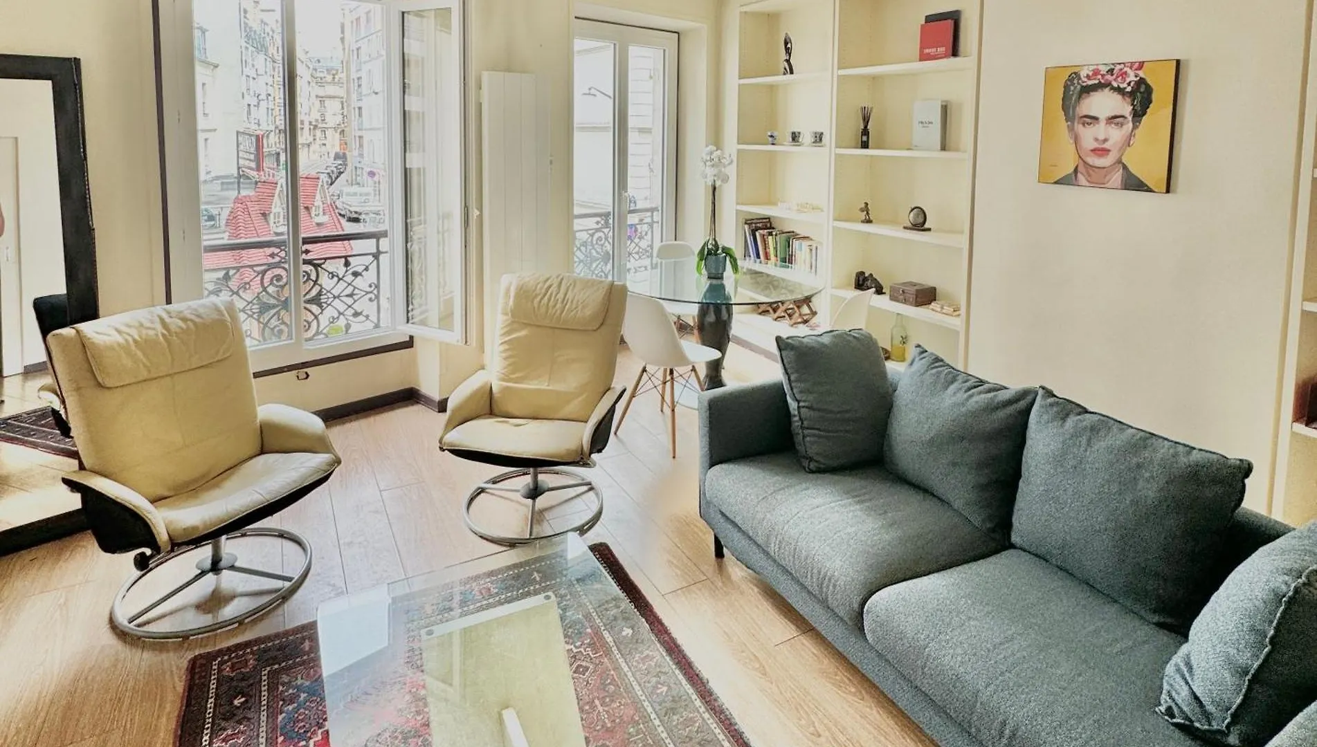 Apartment Eiffel Tower Paris